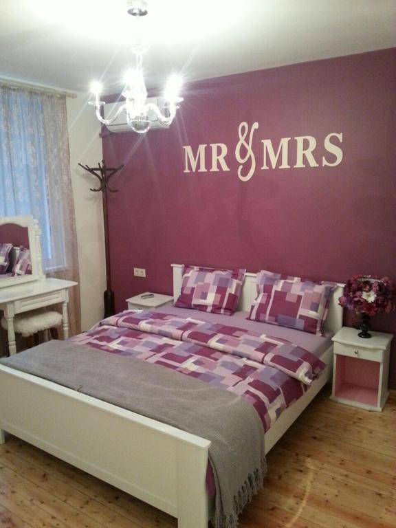 Florata Apartment Burgas Bagian luar foto