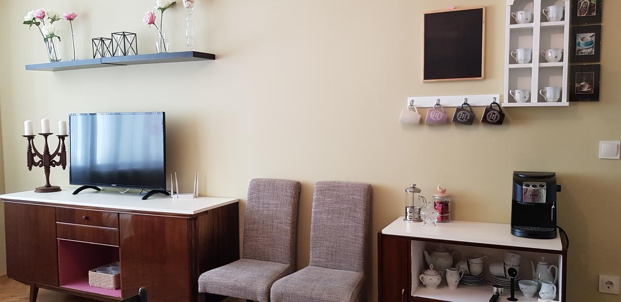 Florata Apartment Burgas Bagian luar foto